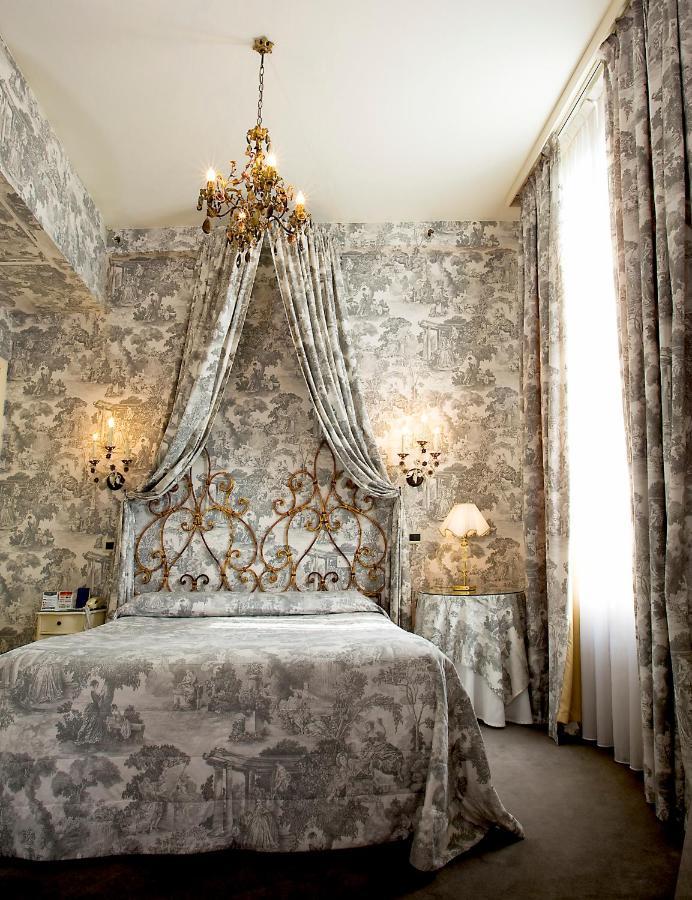 Junior Suite met Uitzicht op de Gracht