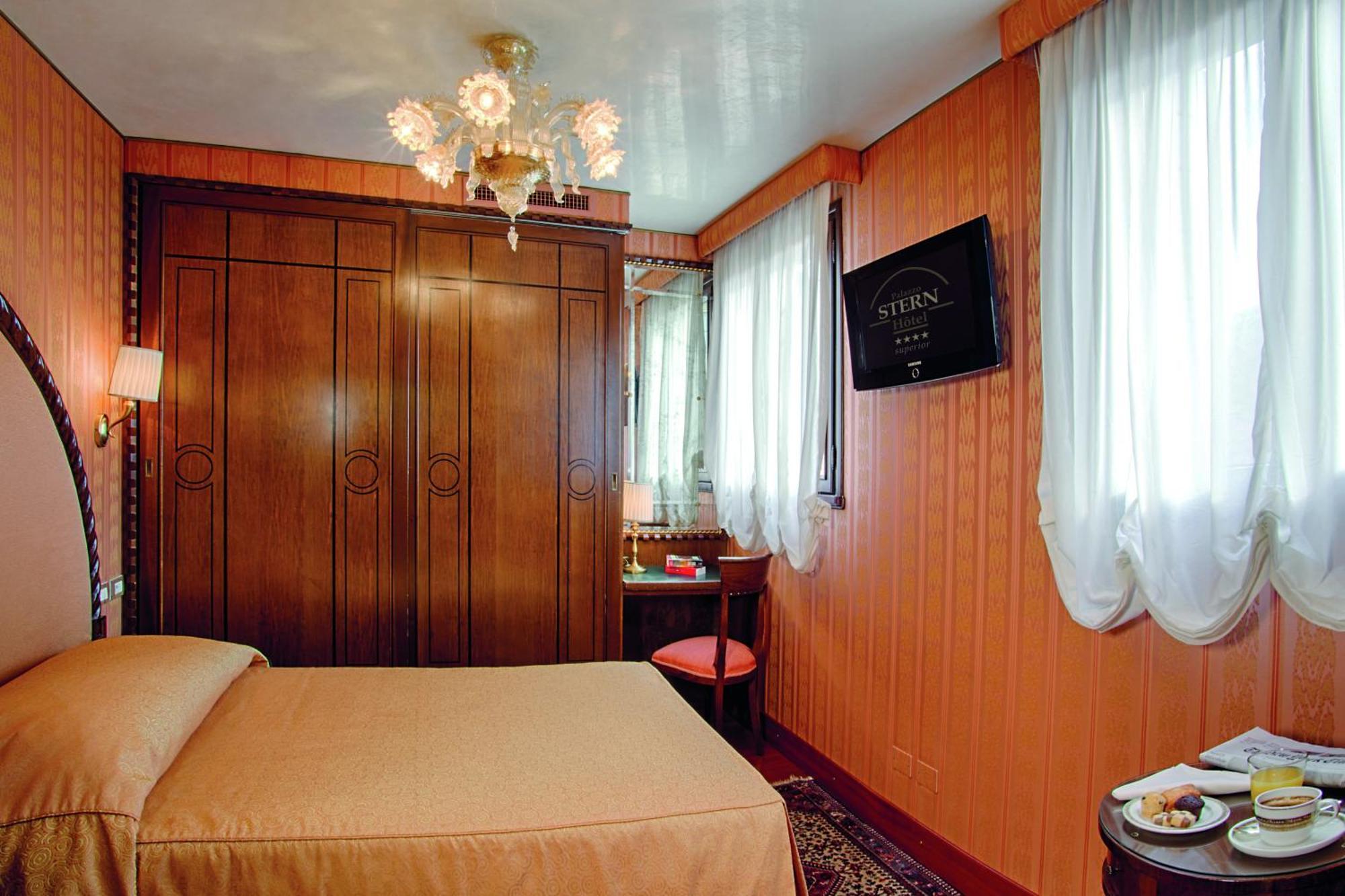 Superior Single Room,1209352201:JPEG