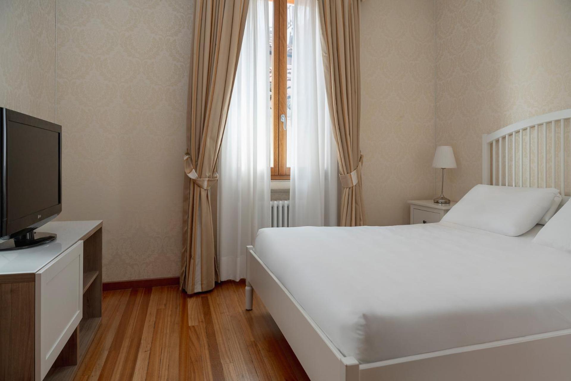Appartamento con 2 Camere da Letto e Vista Canale - Dependance
