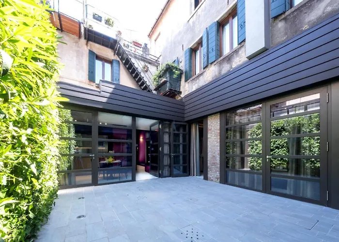 Lodge: Residence Poli Venezia