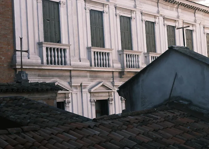 Cheap hotel: H O T E L S A N G A L L O L