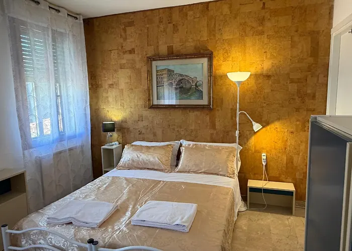 All Vacation Rentals Royal Guest House Venice