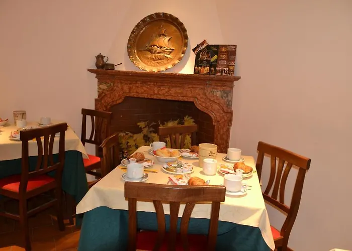 Resort: Hotel Canada